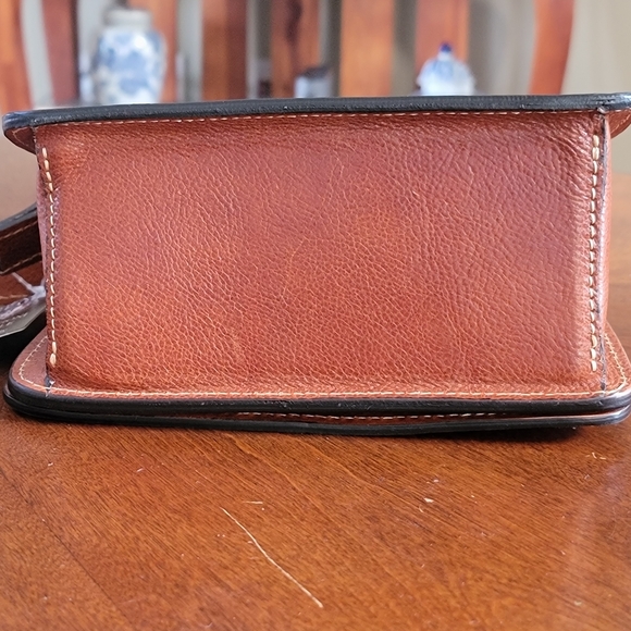 GENUINE ITALIAN LEATHER PURSE BNWT - Picture 6 of 10